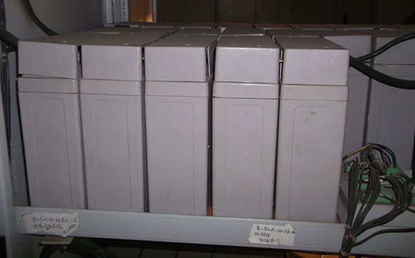 蓄電池的監(jiān)測和維護