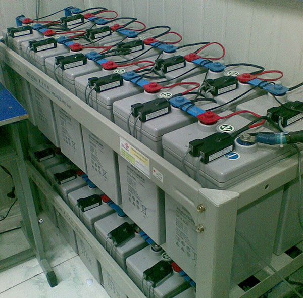 蓄電池監(jiān)測模塊