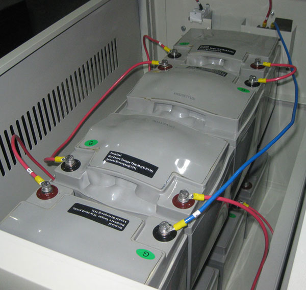 小區(qū)電力系統(tǒng)蓄電池監(jiān)測(cè)