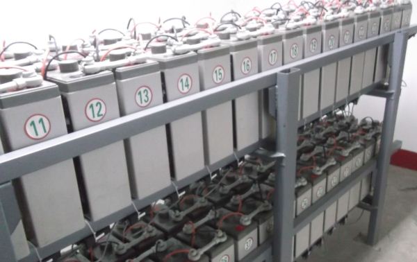 機(jī)房蓄電池監(jiān)測(cè)