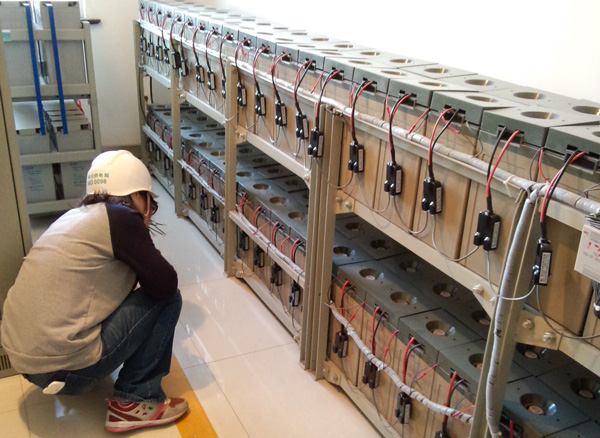 蓄電池監(jiān)測傳感器