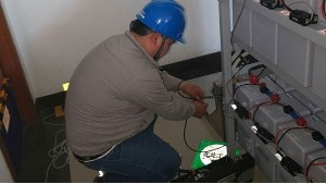 蓄電池在安裝時(shí)應(yīng)該注意哪些事項(xiàng)！