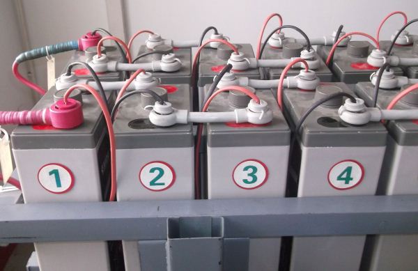 蓄電池監(jiān)測(cè)管理