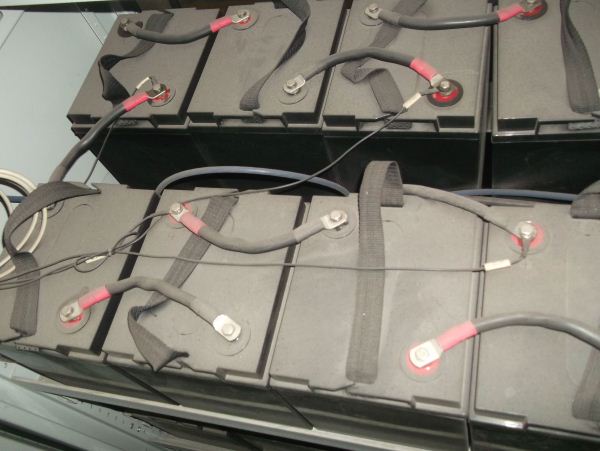 蓄電池監(jiān)測(cè)